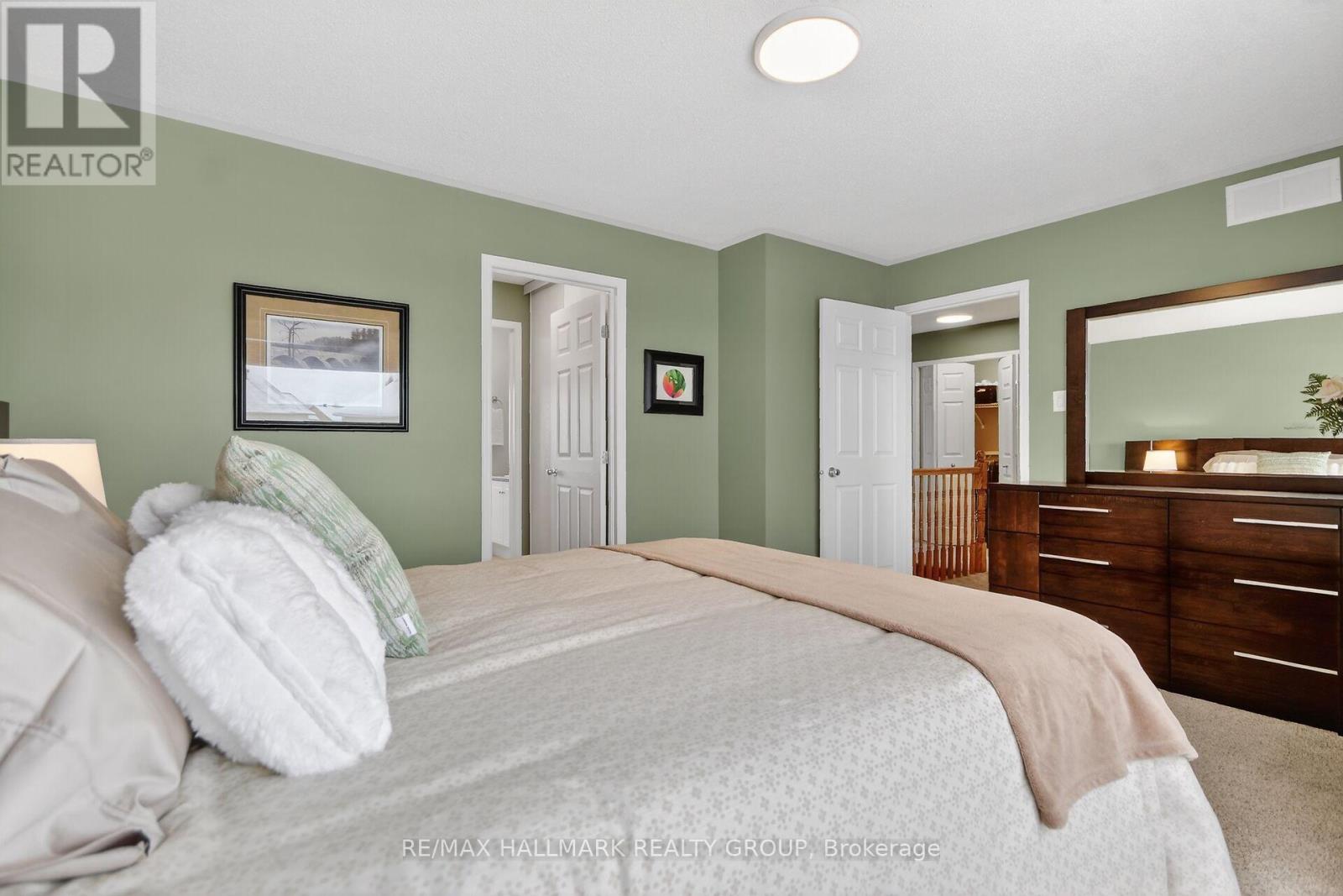 355 West Ridge Drive, Ottawa, Ontario  K2S 2G8 - Photo 15 - X12720650