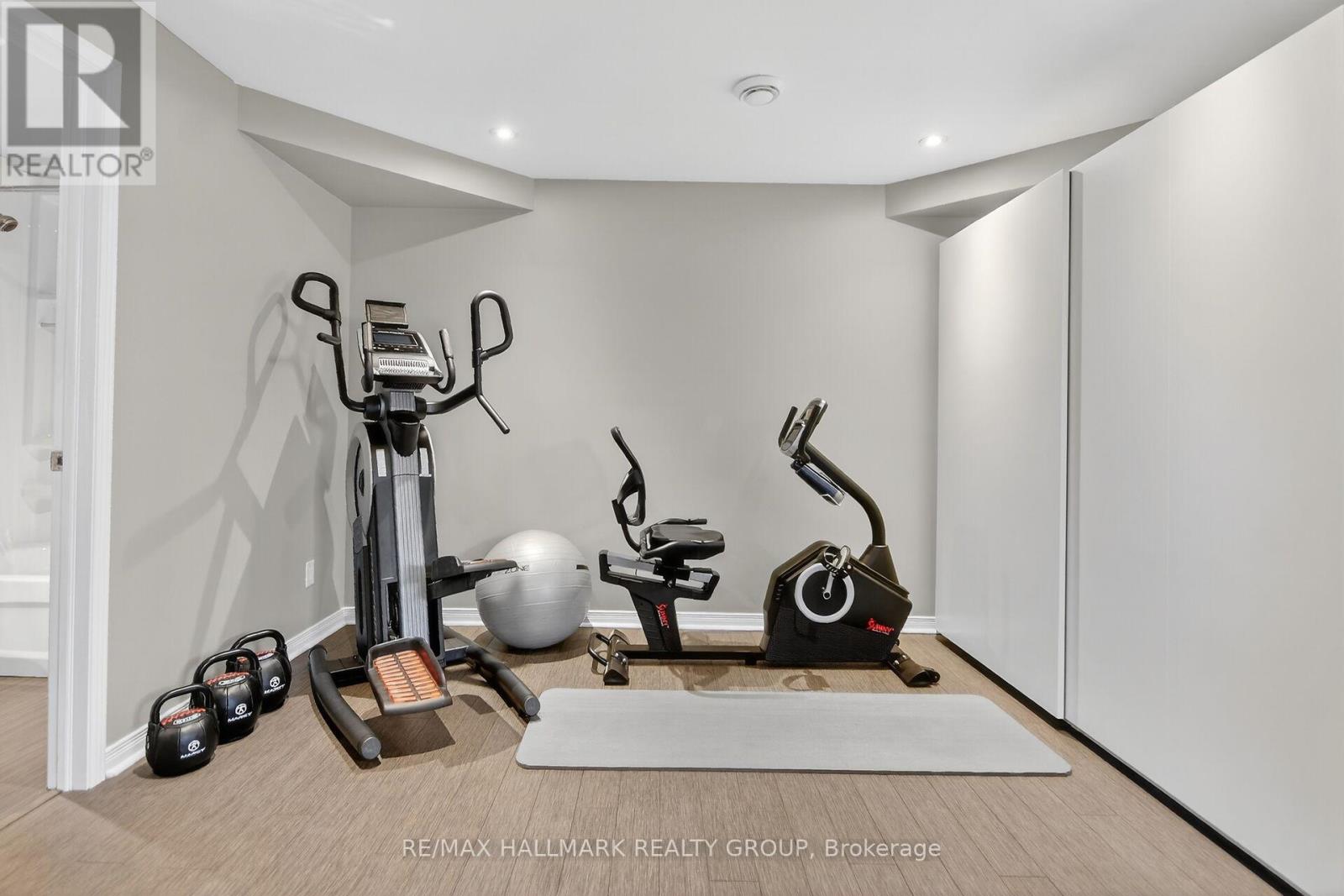 355 West Ridge Drive, Ottawa, Ontario  K2S 2G8 - Photo 25 - X12720650