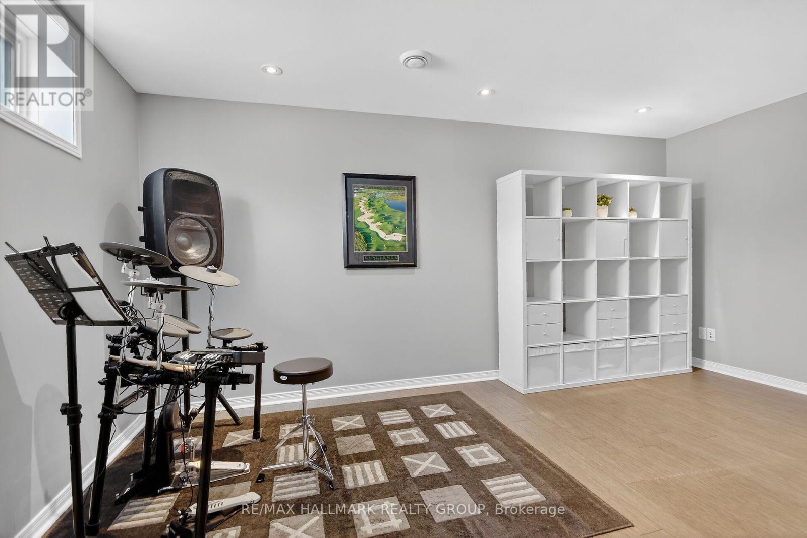 355 West Ridge Drive, Ottawa, Ontario  K2S 2G8 - Photo 26 - X12720650