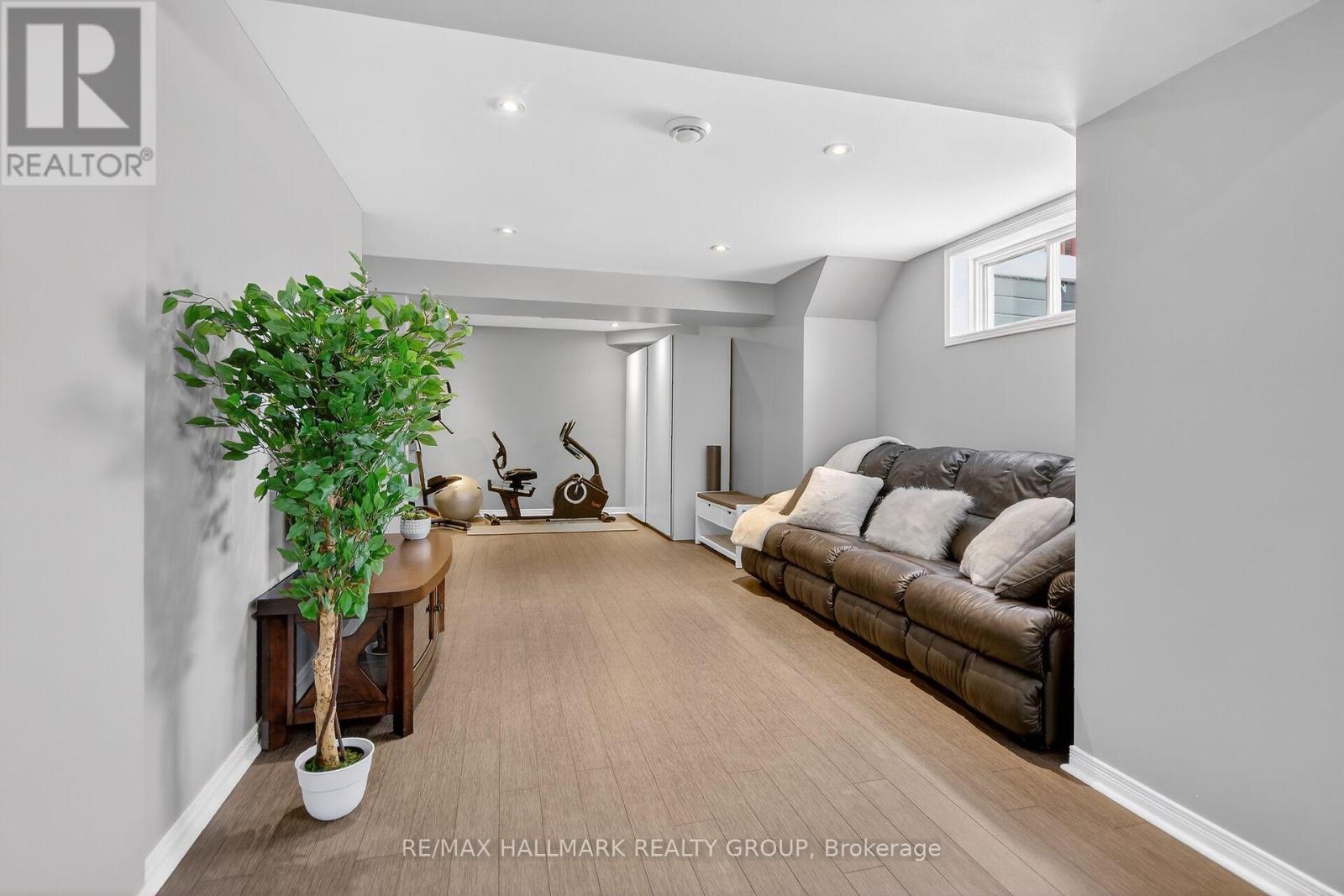 355 West Ridge Drive, Ottawa, Ontario  K2S 2G8 - Photo 28 - X12720650