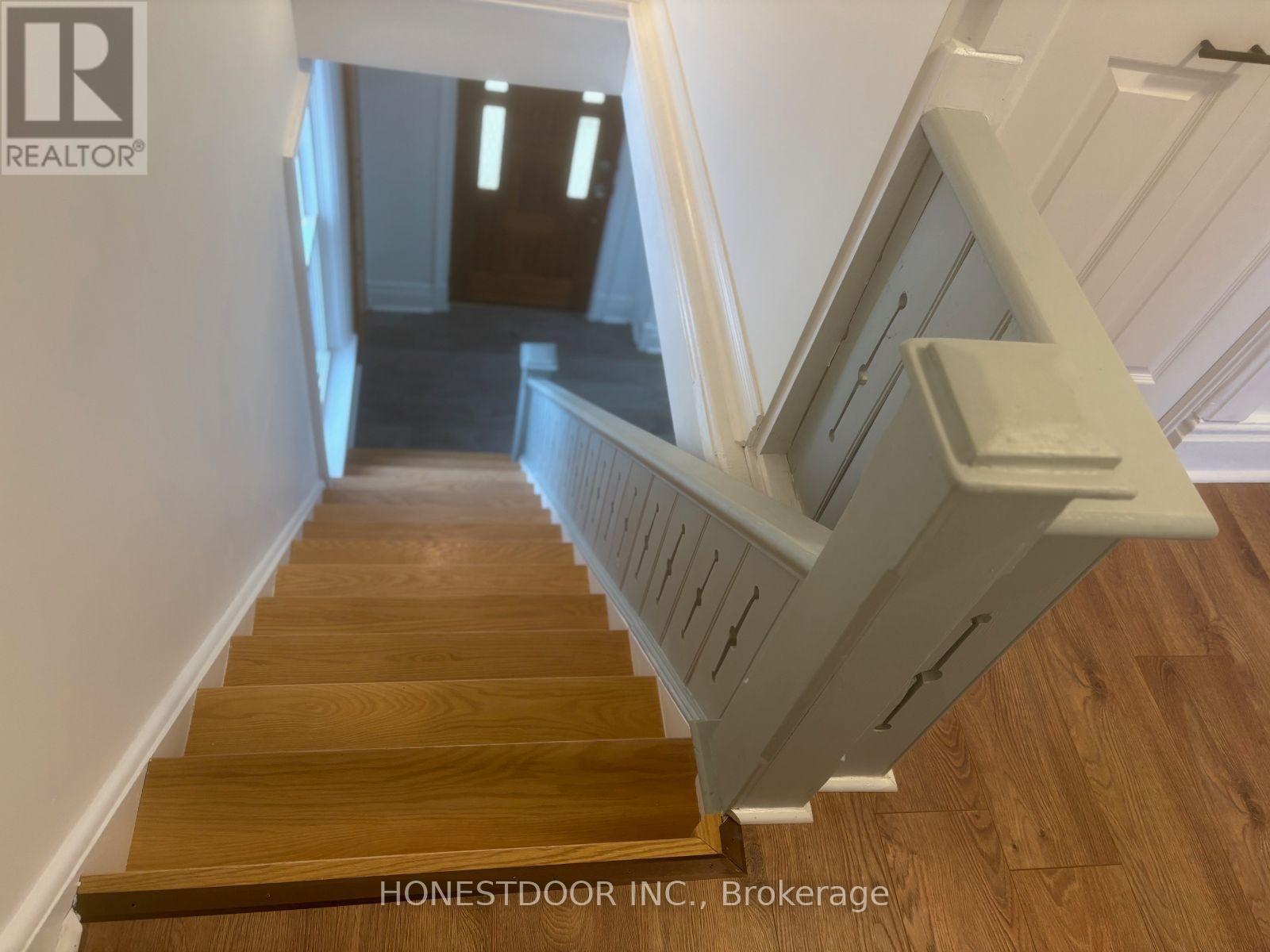 18 John Street, Kawartha Lakes, Ontario  K0M 2B0 - Photo 13 - X12706554