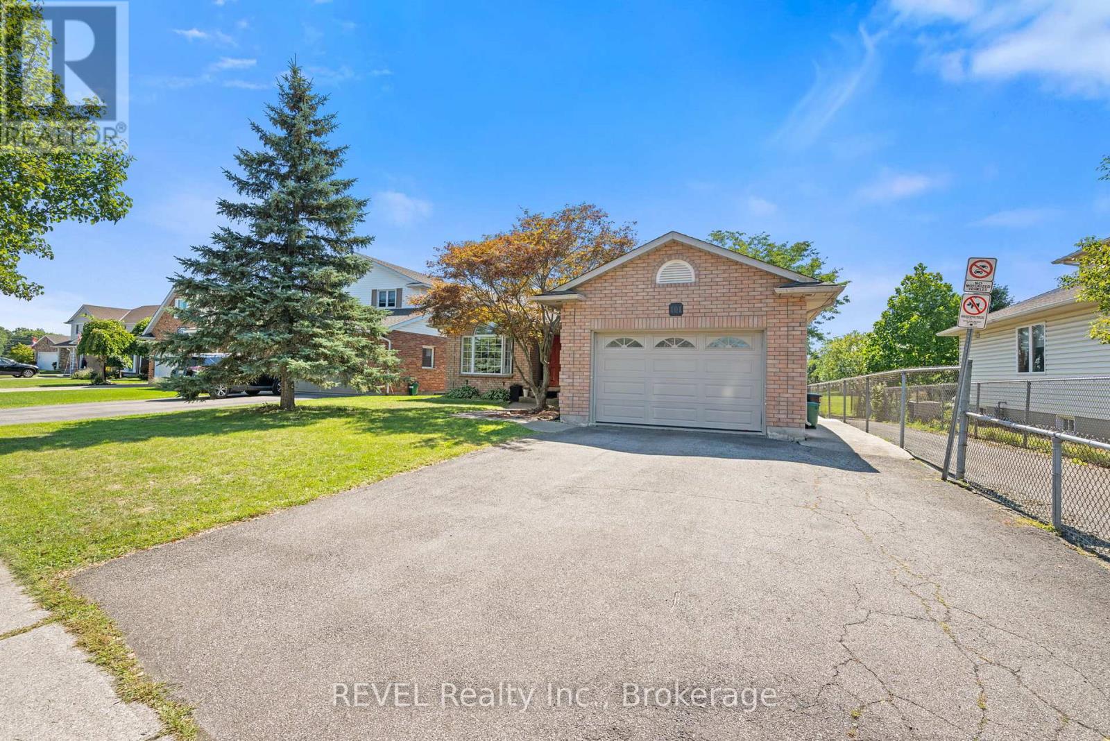 Lower - 101 Wellandvale Drive, Welland, Ontario  L3C 7C7 - Photo 2 - X12720546