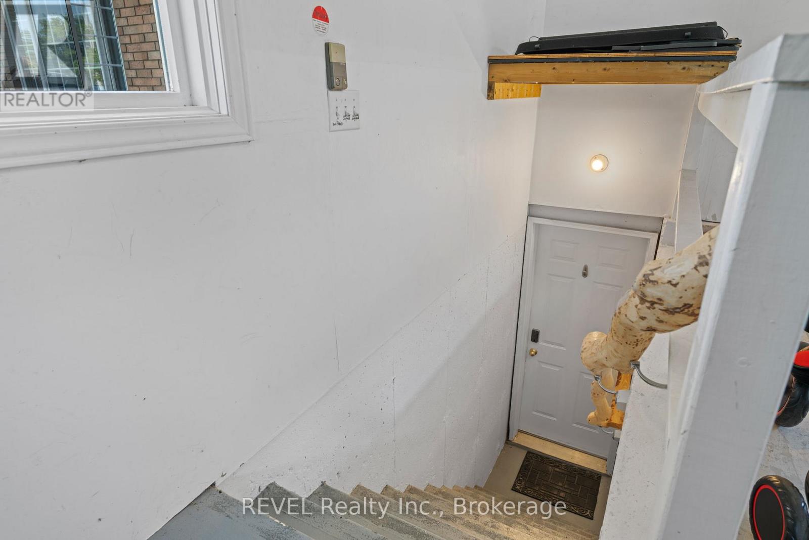 Lower - 101 Wellandvale Drive, Welland, Ontario  L3C 7C7 - Photo 26 - X12720546