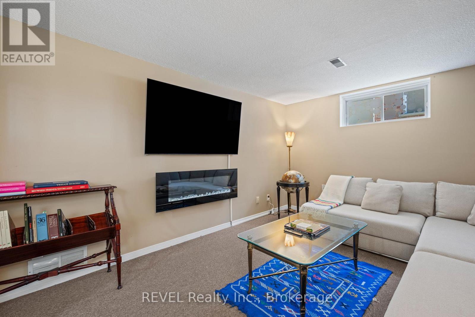 Lower - 101 Wellandvale Drive, Welland, Ontario  L3C 7C7 - Photo 8 - X12720546