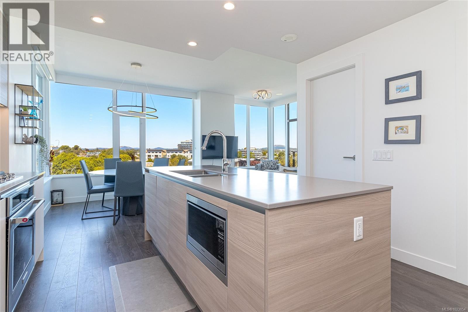 505 60 Saghalie Rd, Victoria, British Columbia  V9A 0H1 - Photo 11 - 1023854