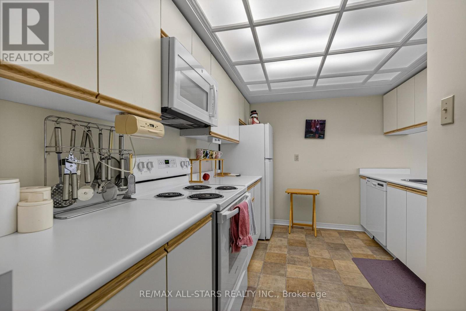 307 - 50 Rivermill Boulevard, Kawartha Lakes, Ontario  K9V 6C1 - Photo 10 - X12720430