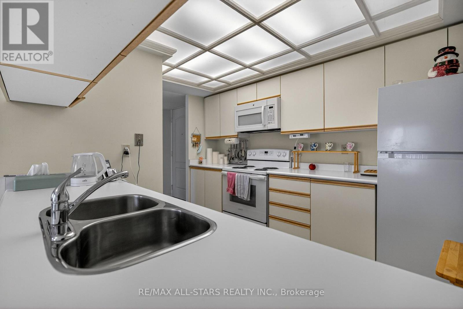 307 - 50 Rivermill Boulevard, Kawartha Lakes, Ontario  K9V 6C1 - Photo 11 - X12720430