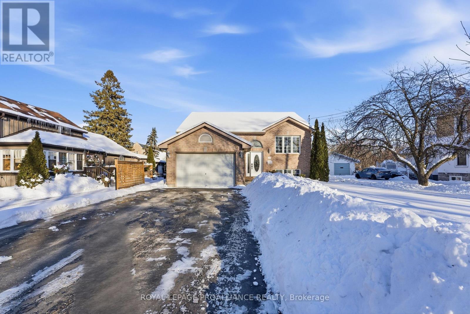 253 Herchimer Avenue, Belleville, Ontario  K8N 4H1 - Photo 2 - X12720690