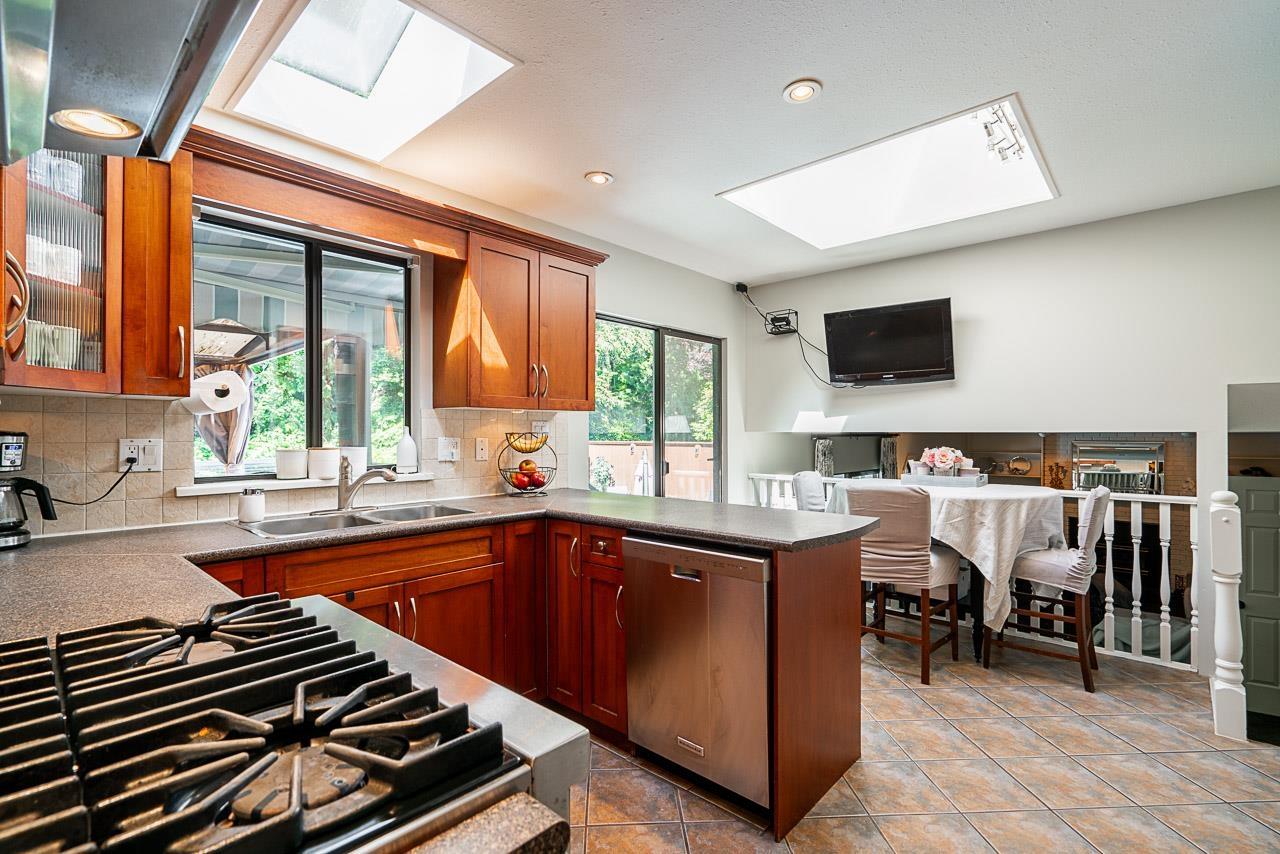 14449 19a Avenue, Surrey, British Columbia  V4A 6X3 - Photo 8 - R3081805