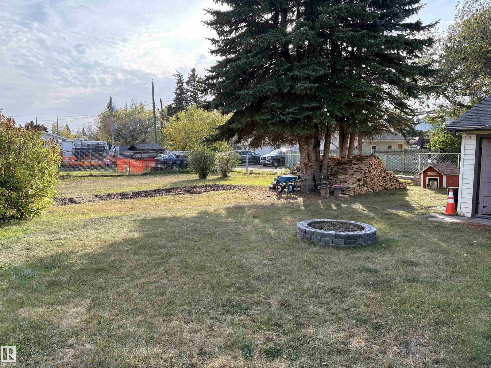 4836 50 ST, gibbons, Alberta
