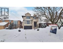 229 HOLLYWOOD AVENUE, Toronto, Ontario