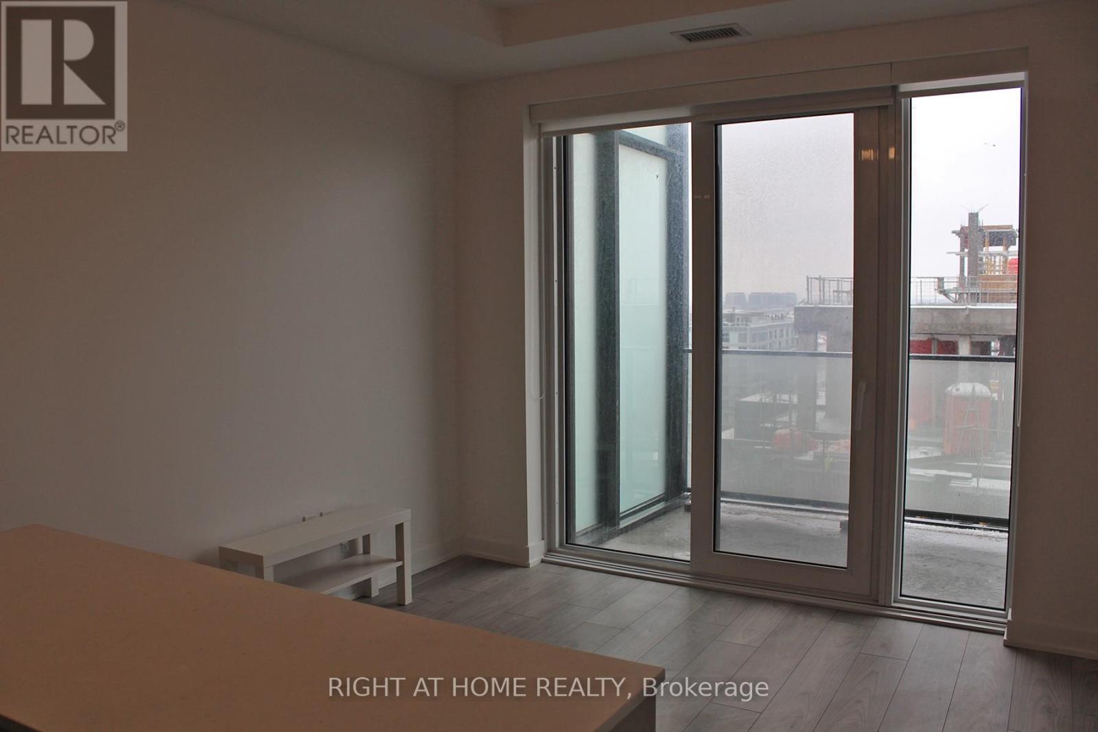 8 Tippett Road, Toronto, Ontario  M3H 0E7 - Photo 6 - C12720618