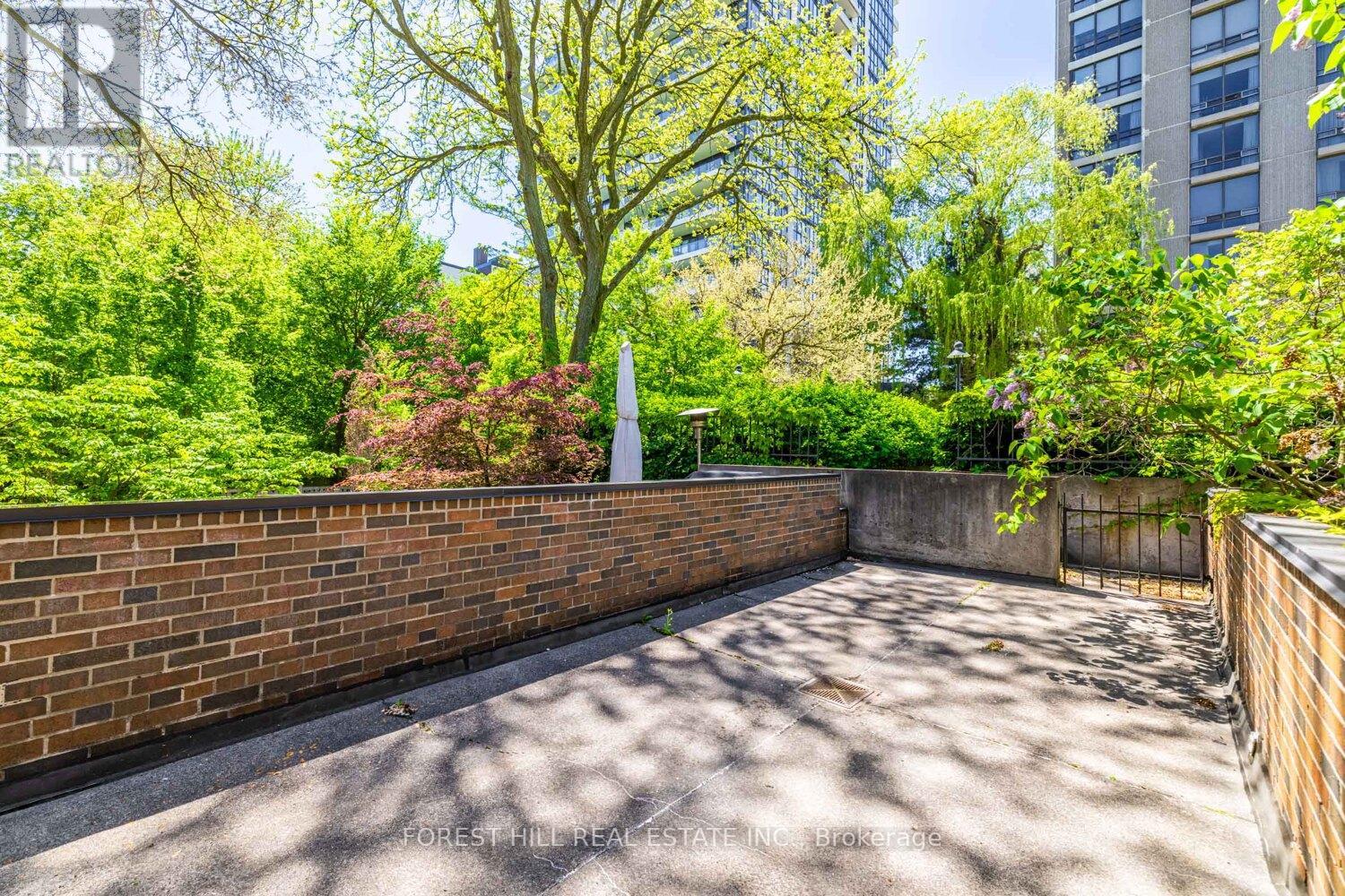 82 Oriole Road, Toronto, Ontario  M4V 2G1 - Photo 19 - C12720630