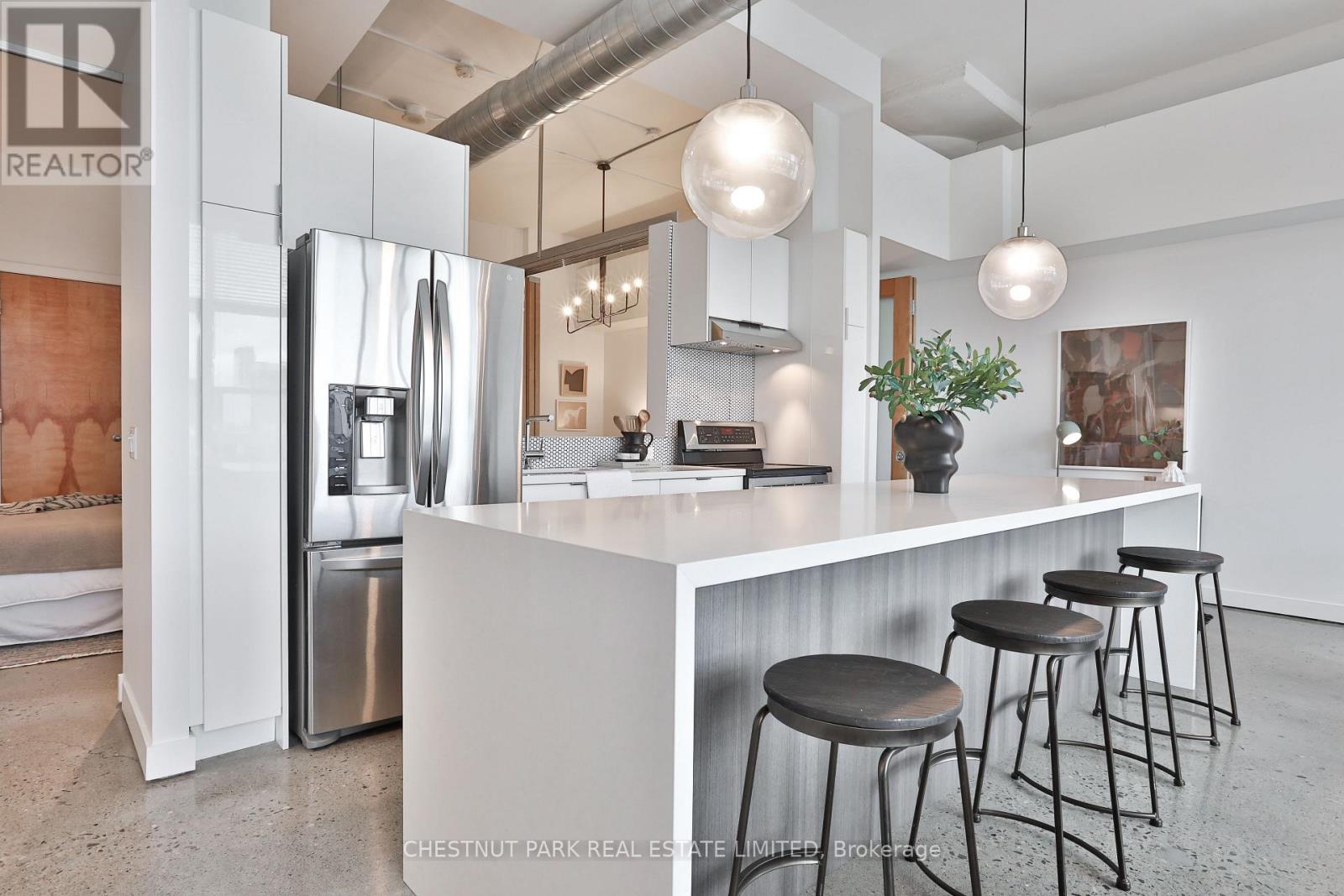 1013 - 155 Dalhousie Street, Toronto, Ontario  M5B 2P7 - Photo 16 - C12720656