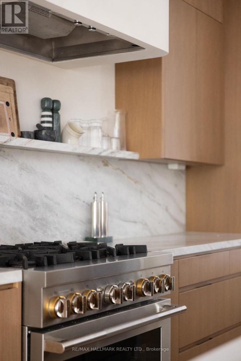 18 Foxley Street, Toronto, Ontario  M6J 1R1 - Photo 18 - C12720668