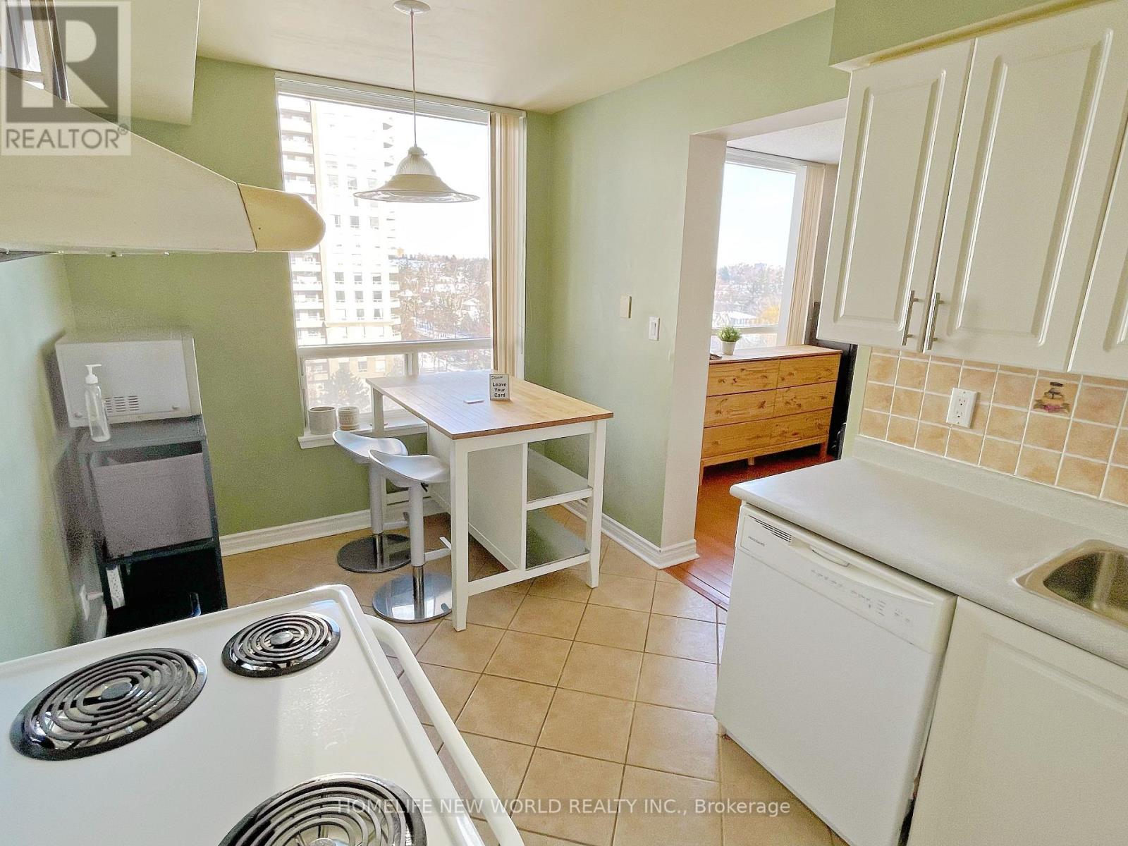 1002 - 18 Hillcrest Ave Avenue, Toronto, Ontario  M2N 6T5 - Photo 10 - C12720708