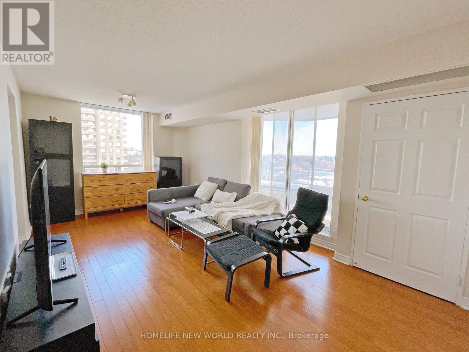 1002 - 18 Hillcrest Ave Avenue, Toronto, Ontario  M2N 6T5 - Photo 4 - C12720708