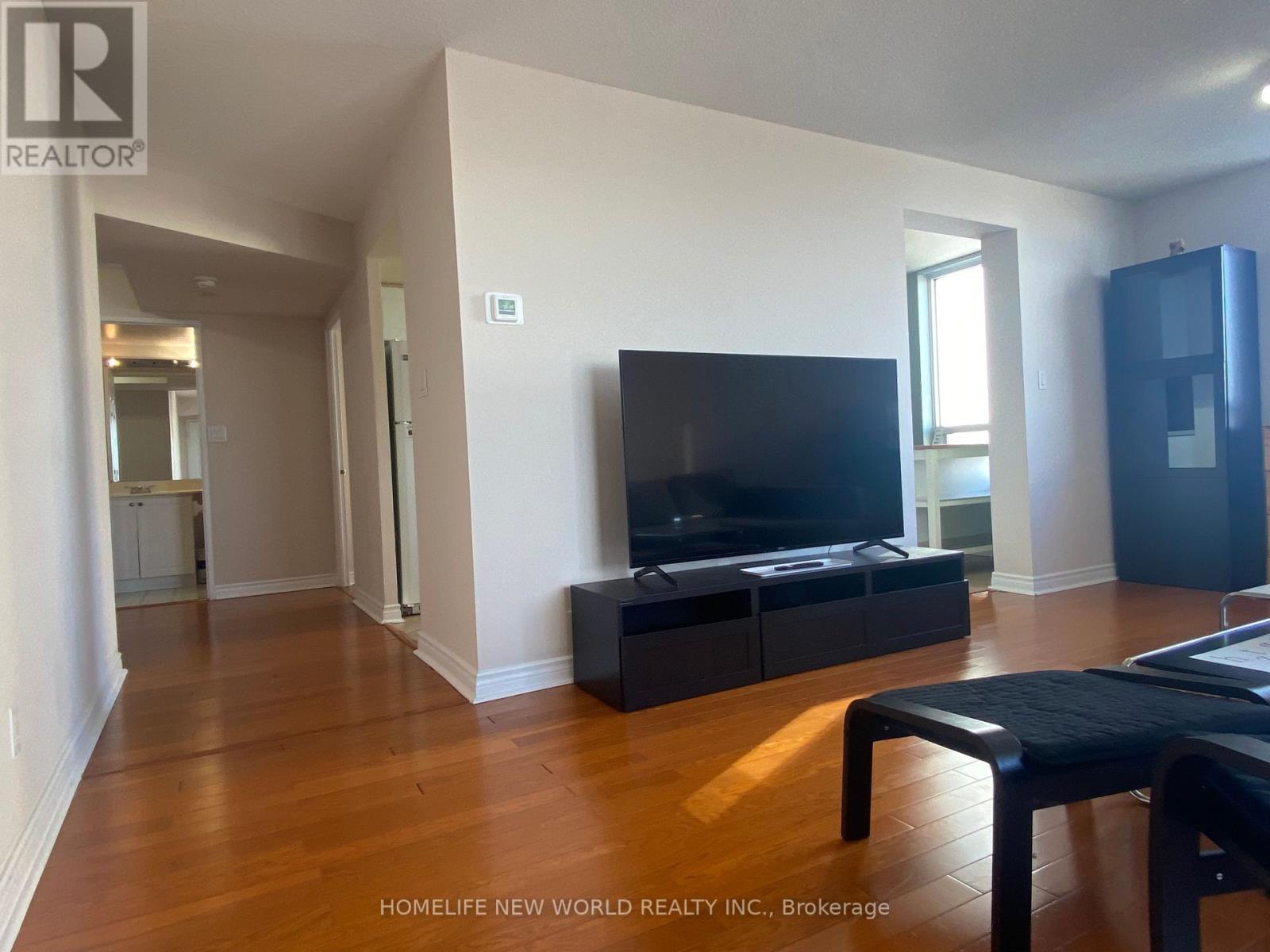 1002 - 18 Hillcrest Ave Avenue, Toronto, Ontario  M2N 6T5 - Photo 5 - C12720708