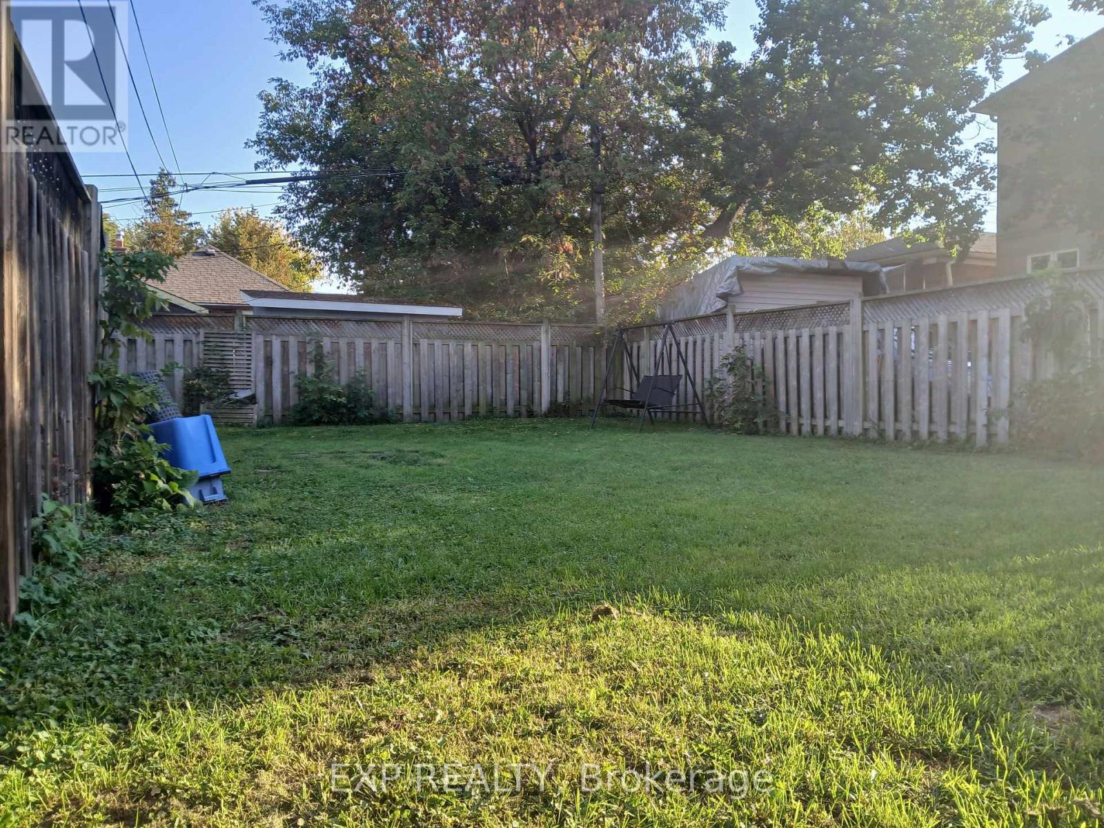 Lower Unit A - 861 Cosburn Avenue, Toronto, Ontario  M4C 2W4 - Photo 7 - E12720542