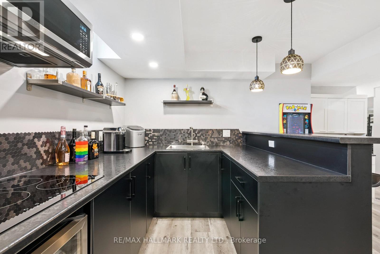 197 Aspenwood Drive, Newmarket, Ontario  L3X 2X4 - Photo 33 - N12720462