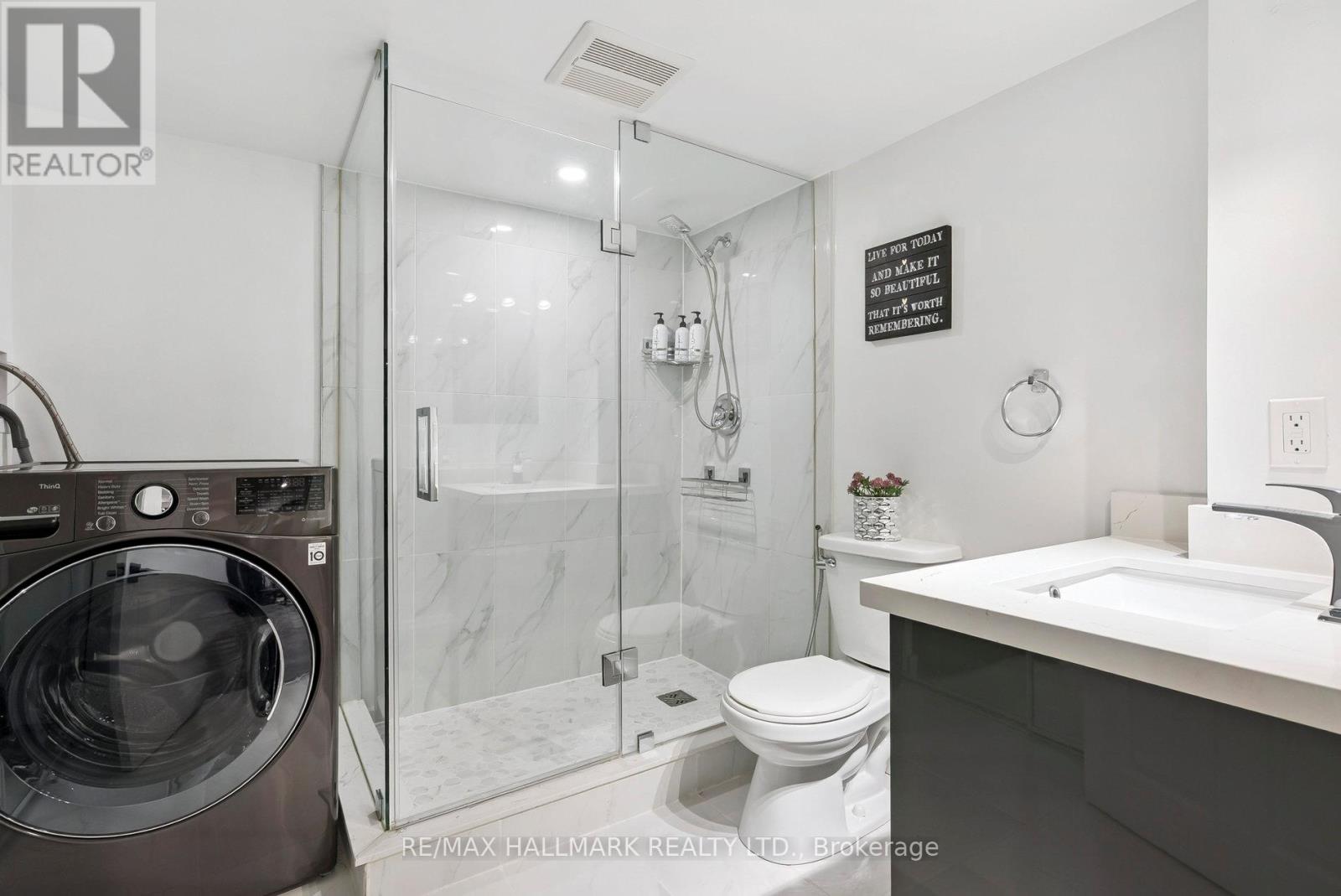 197 Aspenwood Drive, Newmarket, Ontario  L3X 2X4 - Photo 34 - N12720462