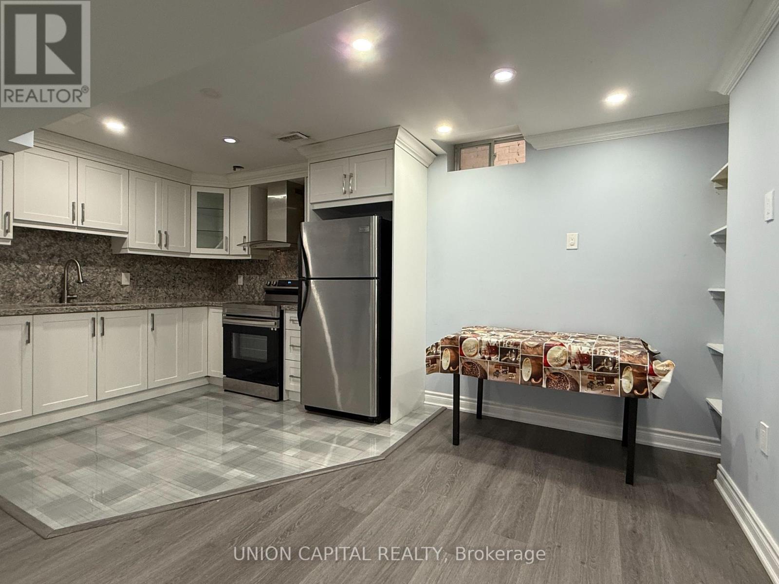 Basement - 114 Timbers Circle, Markham, Ontario  L3S 1E5 - Photo 4 - N12720474