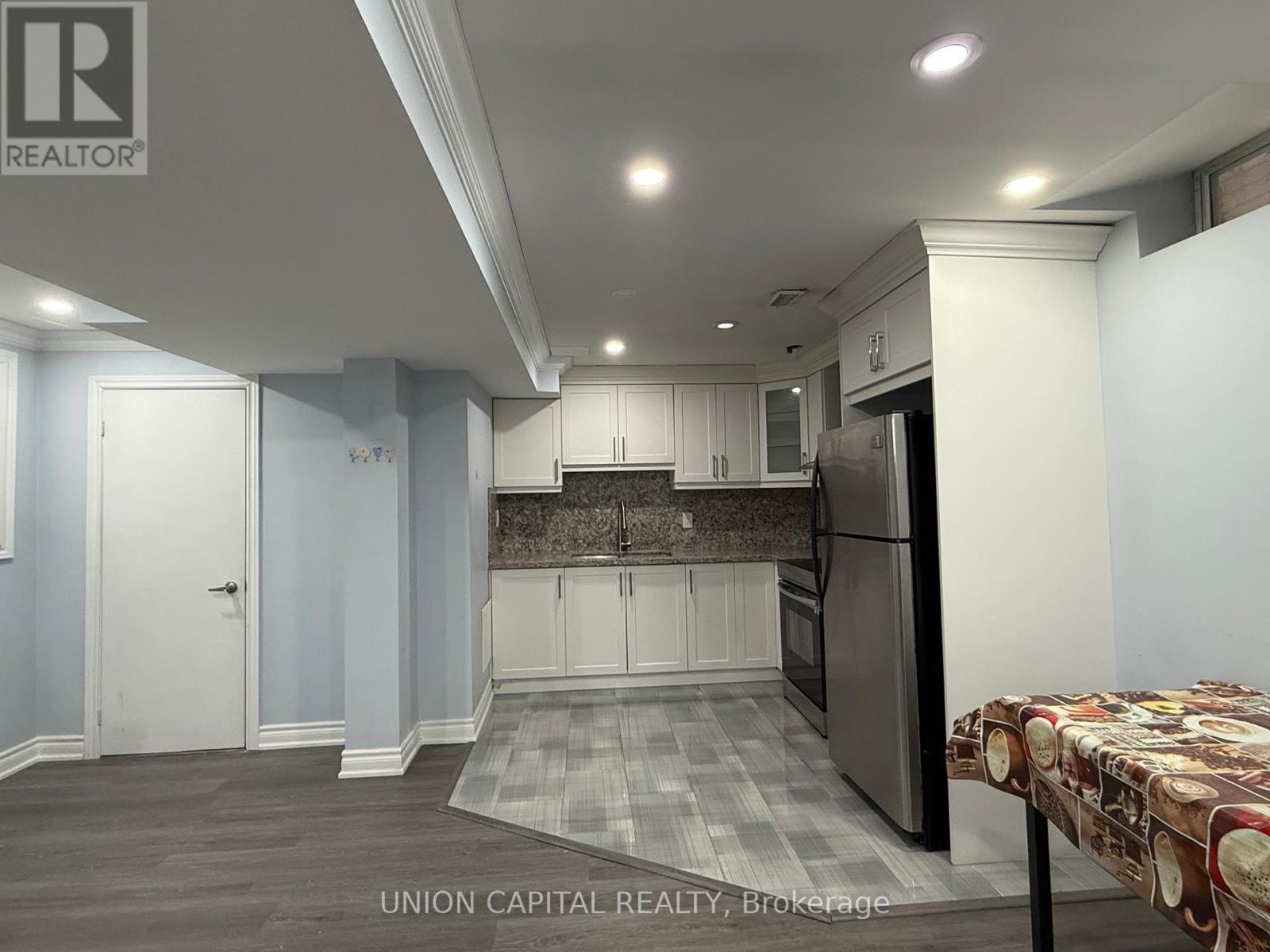 Basement - 114 Timbers Circle, Markham, Ontario  L3S 1E5 - Photo 5 - N12720474