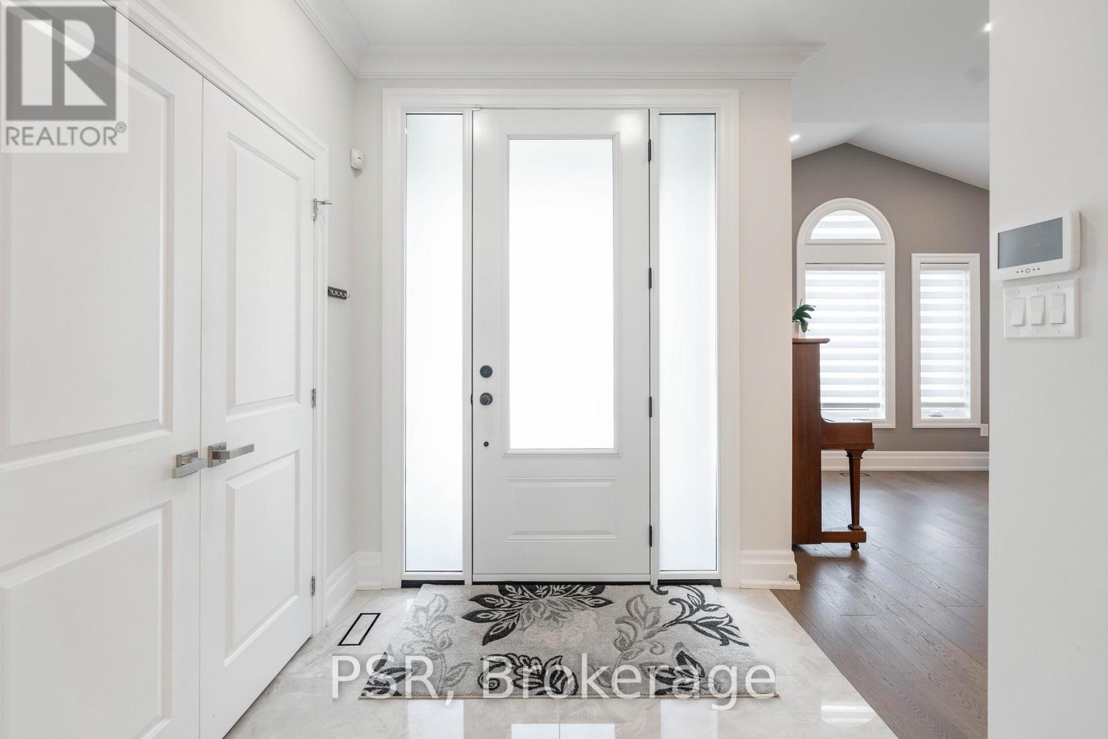 81 Shawbridge Boulevard, Vaughan, Ontario  L4H 1J2 - Photo 7 - N12720488