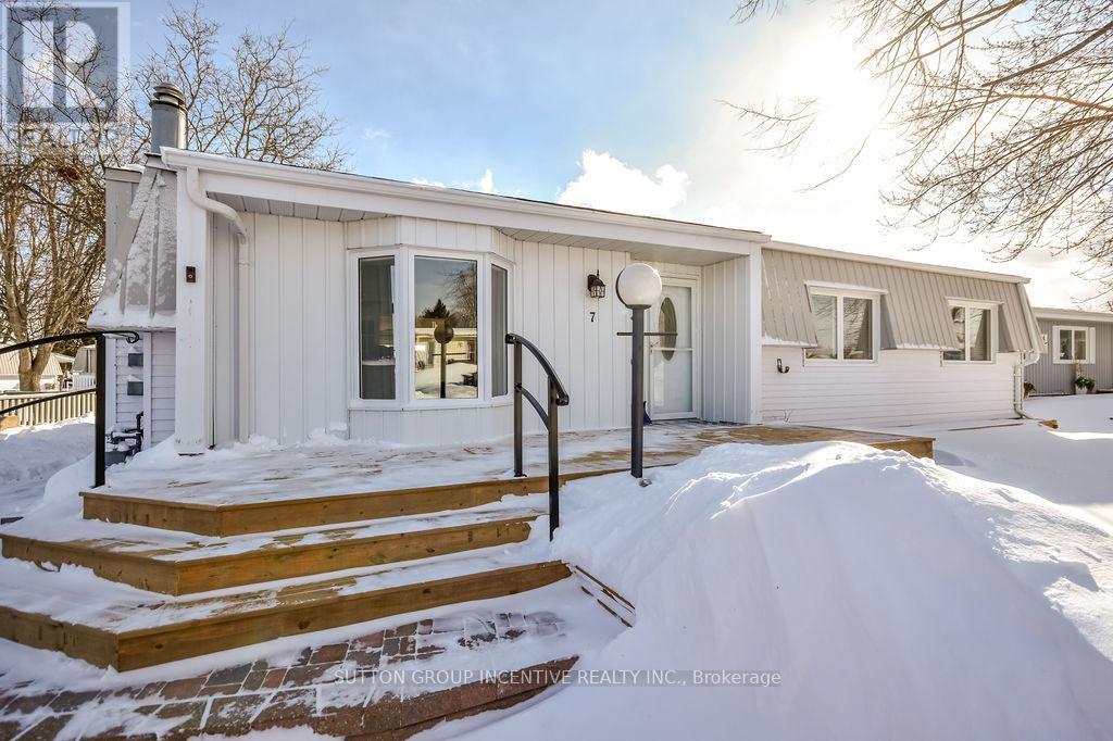 7 Gander Cove, Innisfil, Ontario  L9S 1R9 - Photo 3 - N12720508