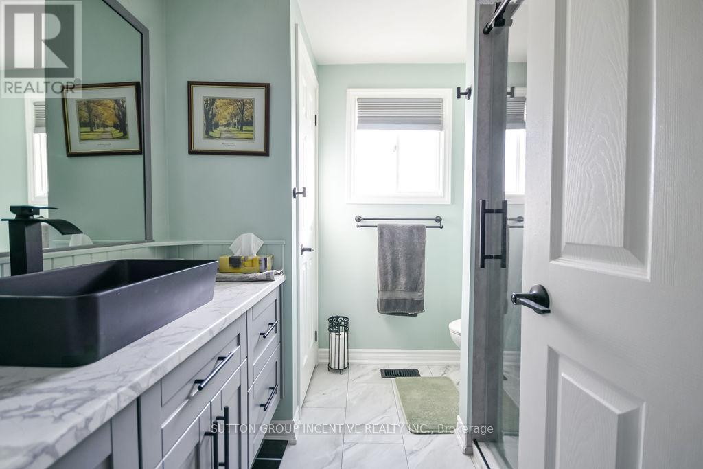 7 Gander Cove, Innisfil, Ontario  L9S 1R9 - Photo 36 - N12720508