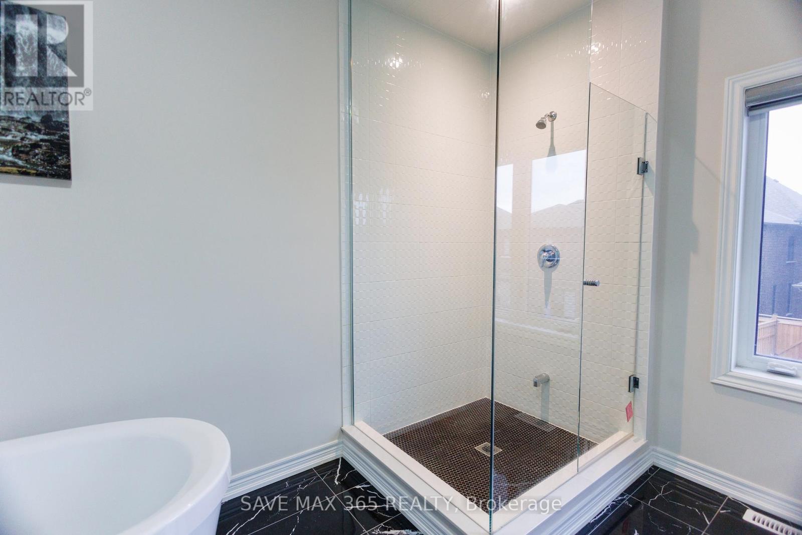 55 Canard Drive, Vaughan, Ontario  L4H 5C4 - Photo 32 - N12720524