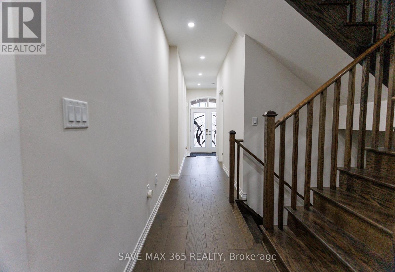 55 Canard Drive, Vaughan, Ontario  L4H 5C4 - Photo 8 - N12720524