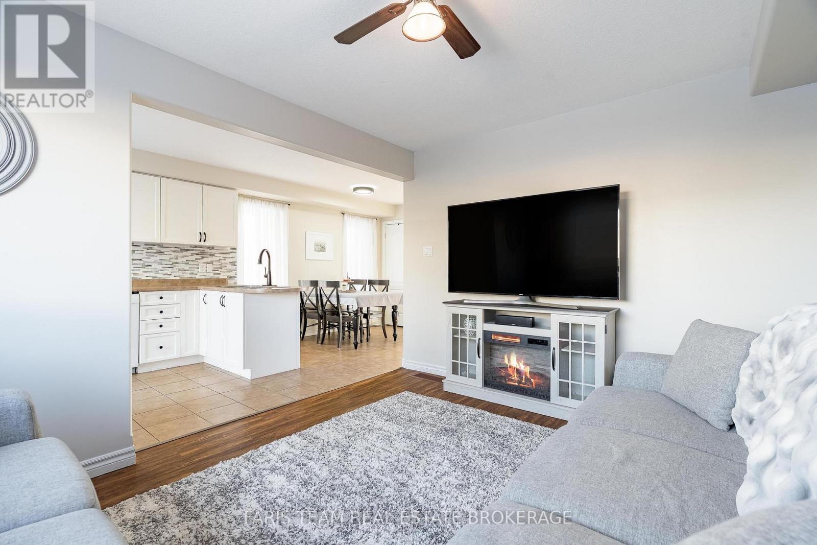 34 Quigley Street, Essa, Ontario  L0M 1B5 - Photo 11 - N12720674