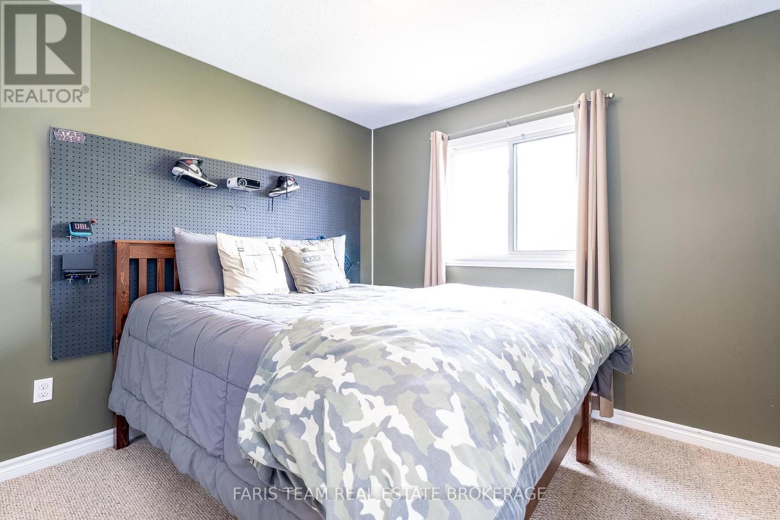 34 Quigley Street, Essa, Ontario  L0M 1B5 - Photo 17 - N12720674