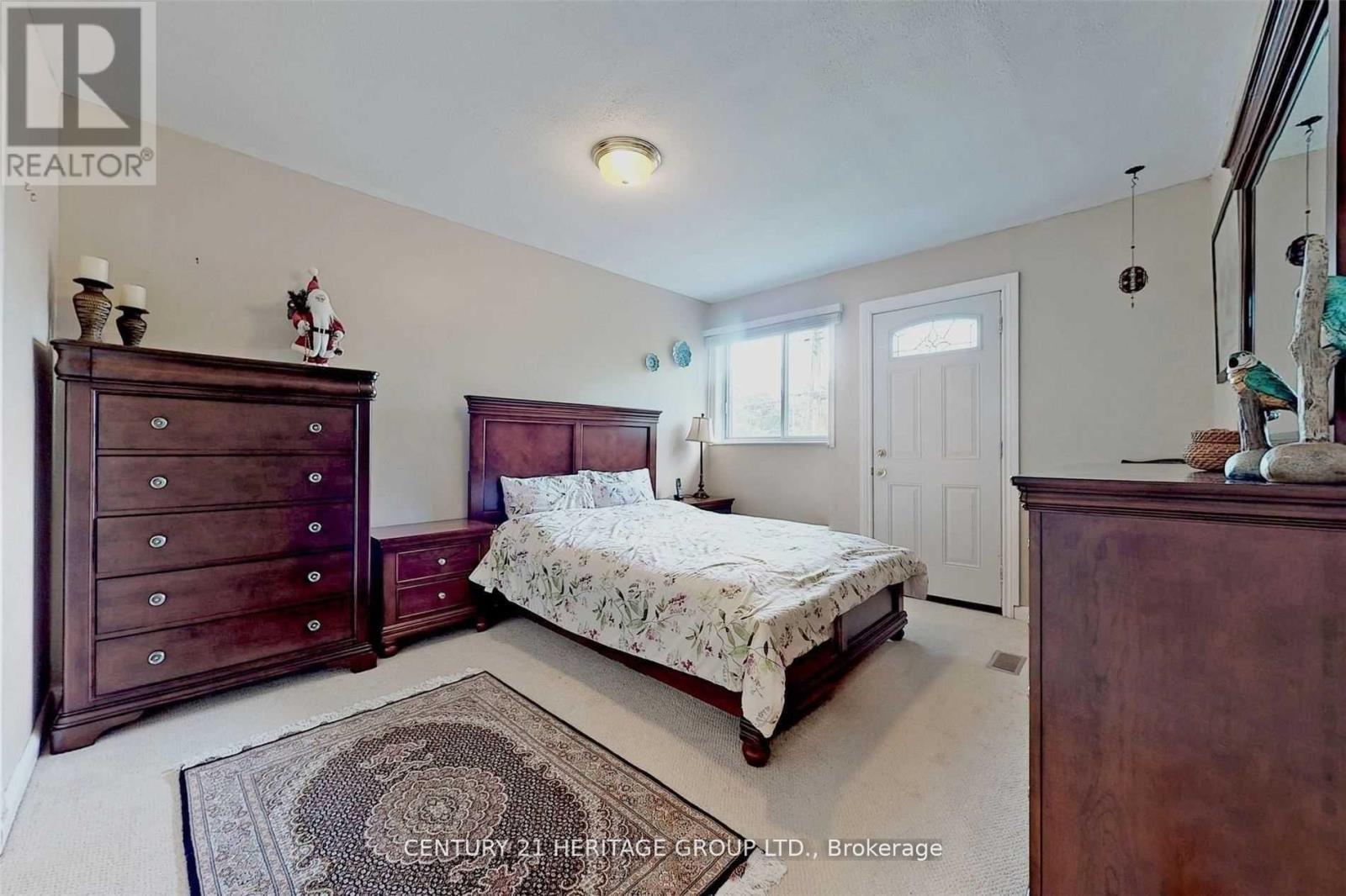 Main - 34 Kitimat Crescent, Aurora, Ontario  L4G 3C3 - Photo 15 - N12720682