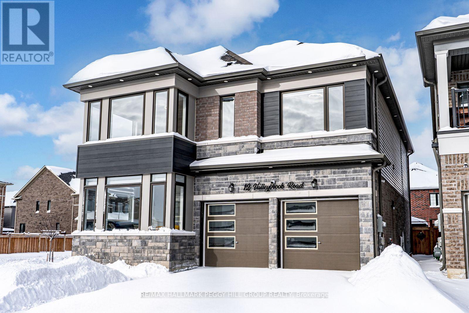 12 VALLEYBROOK ROAD, Barrie, Ontario