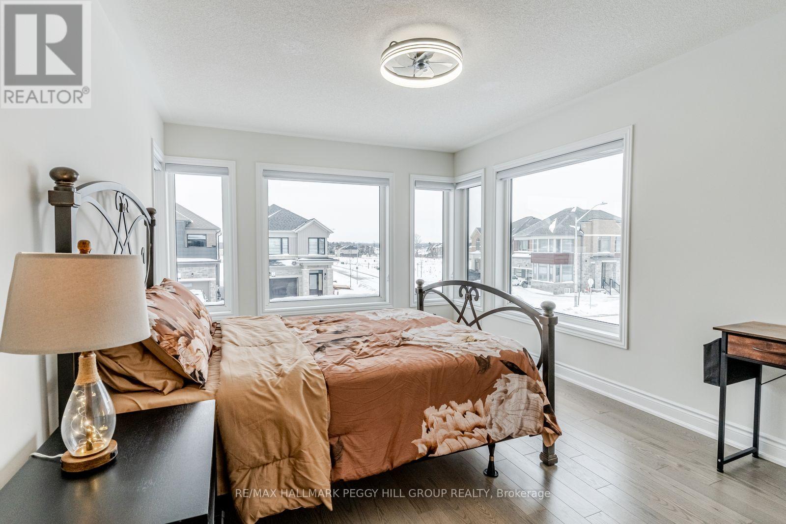 12 Valleybrook Road, Barrie, Ontario  L9J 0L4 - Photo 12 - S12720500