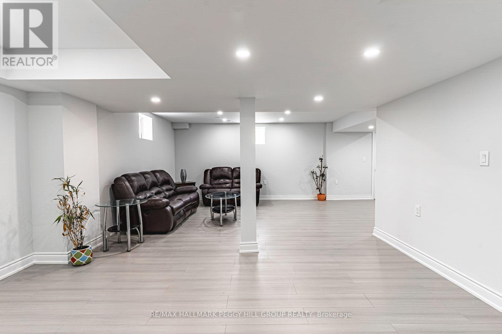 12 Valleybrook Road, Barrie, Ontario  L9J 0L4 - Photo 13 - S12720500