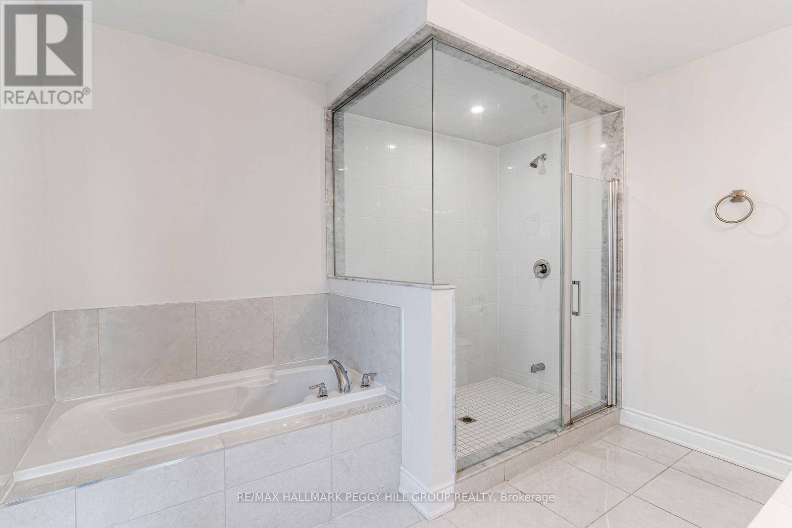 12 Valleybrook Road, Barrie, Ontario  L9J 0L4 - Photo 8 - S12720500