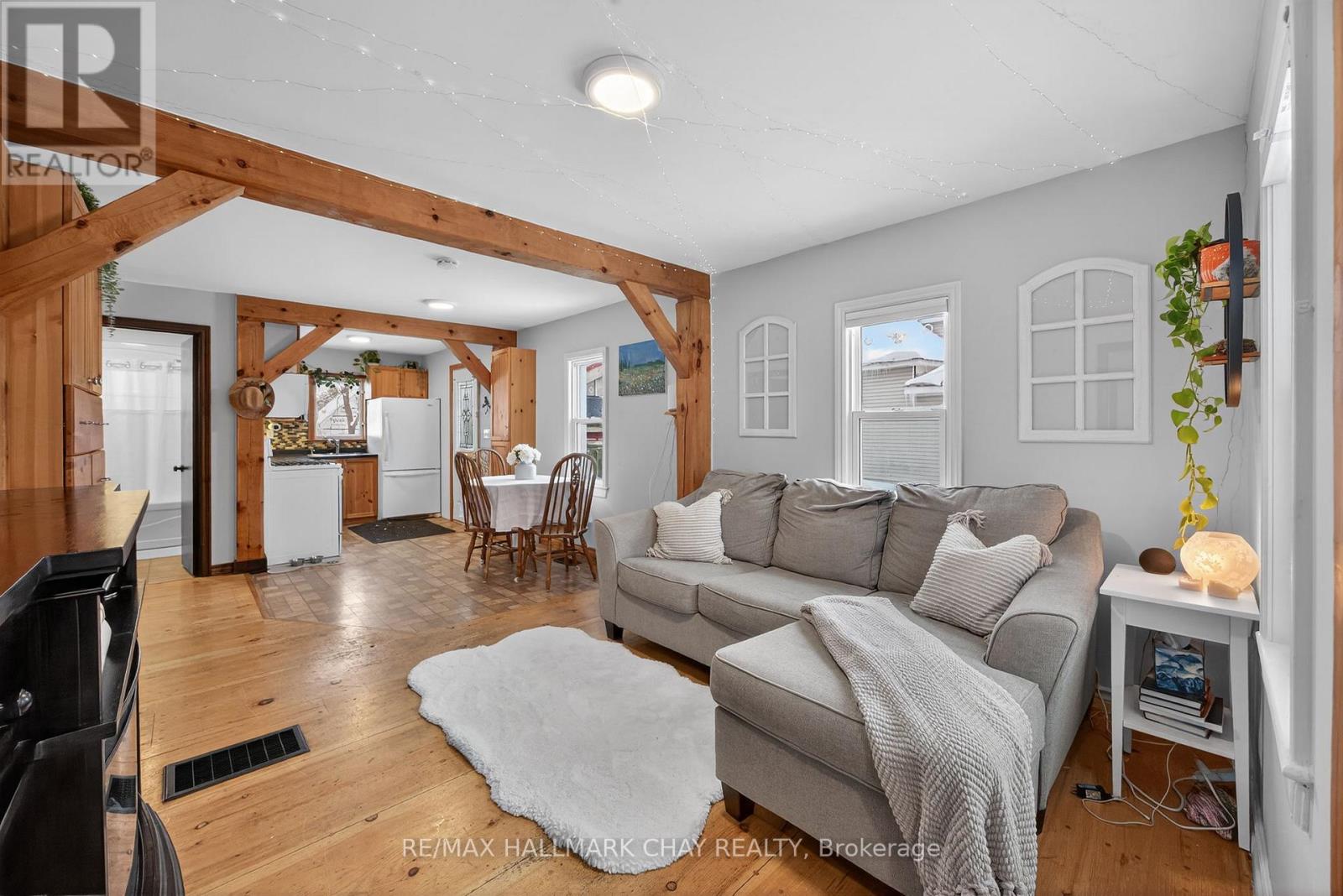 323 Bell Street, Tay, Ontario  L0K 1R0 - Photo 10 - S12720562