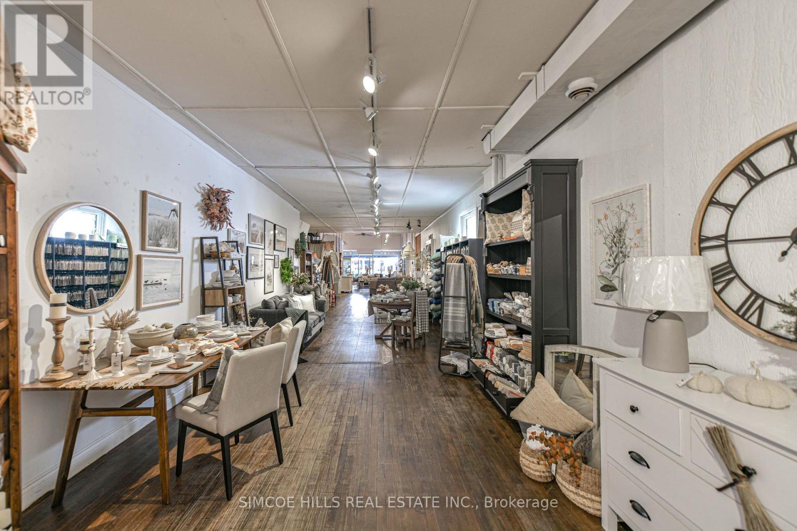 137-141 Mississaga Street E, Orillia, Ontario  L4V 1V6 - Photo 16 - S12720662