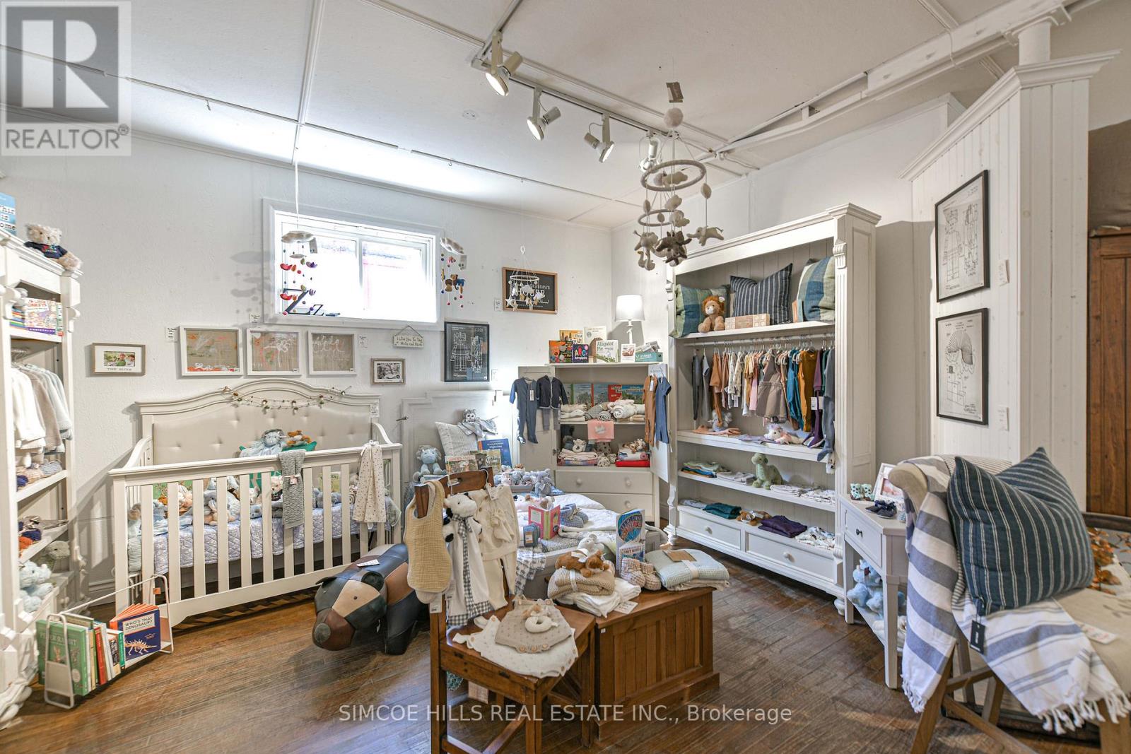 137-141 Mississaga Street E, Orillia, Ontario  L4V 1V6 - Photo 18 - S12720662