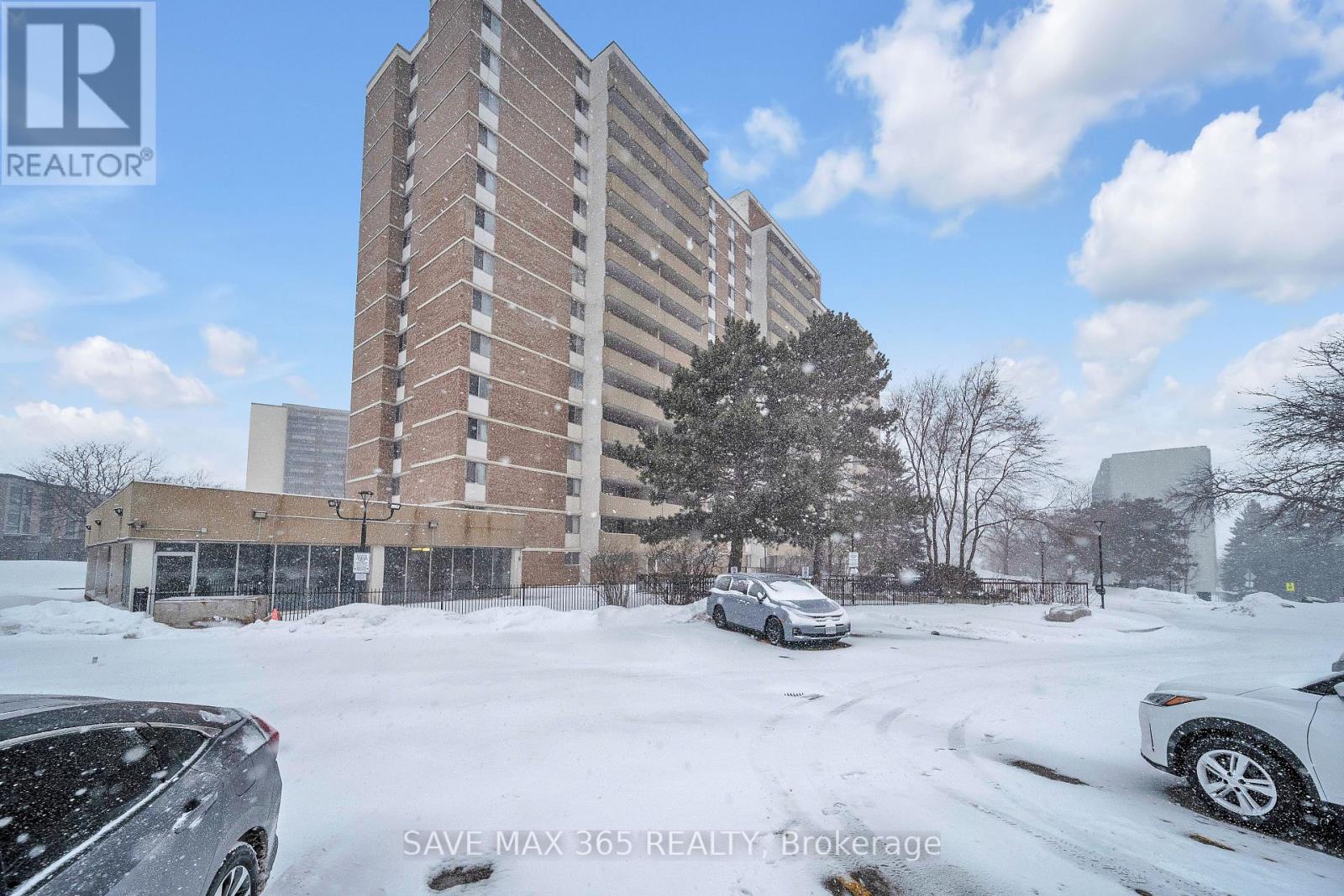 101 - 120 Dundalk Drive, Toronto, Ontario  M1P 4V9 - Photo 2 - E12656600