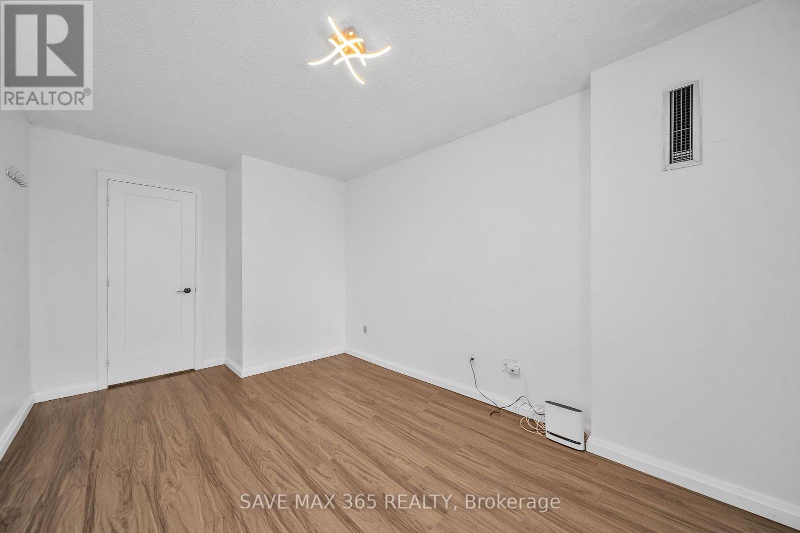 101 - 120 Dundalk Drive, Toronto, Ontario  M1P 4V9 - Photo 28 - E12656600