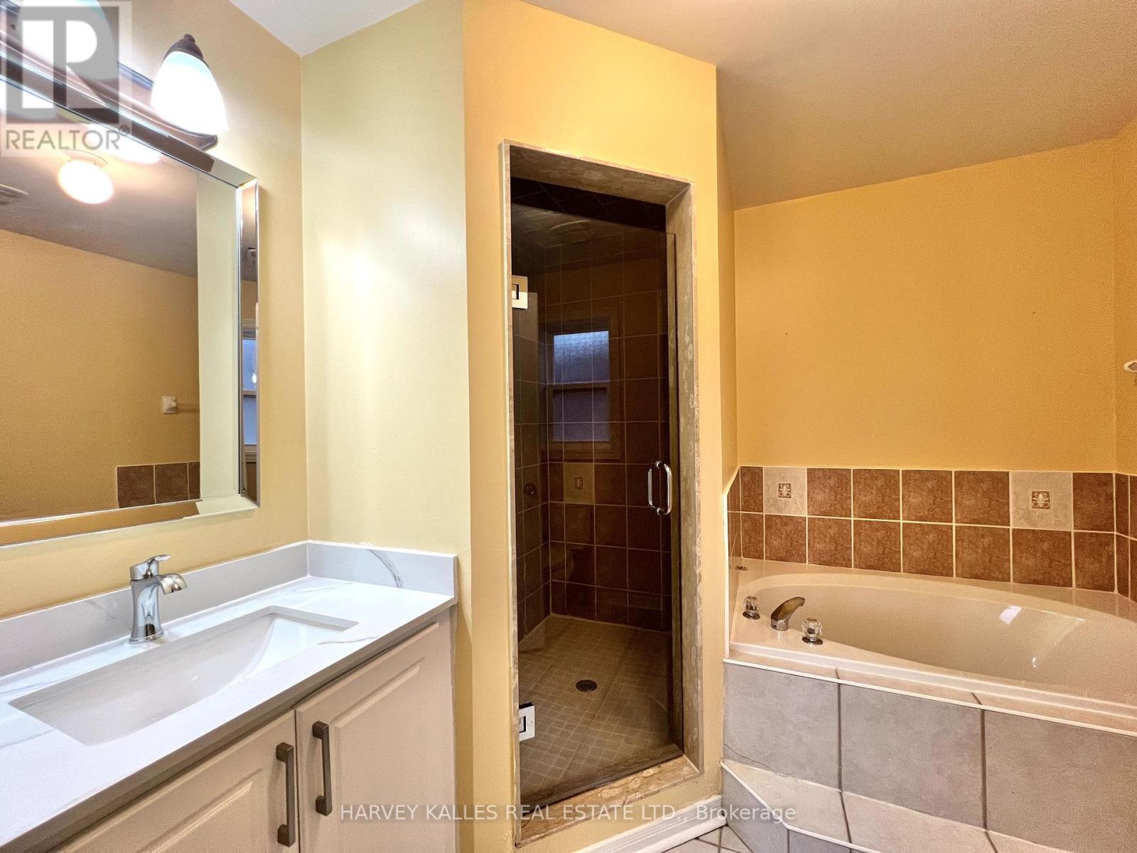 55 Native Landing, Brampton, Ontario  L6X 5A7 - Photo 17 - W12703206