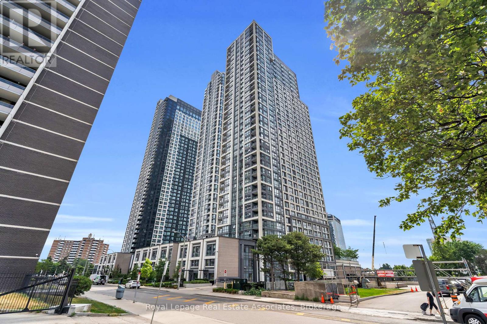 1506 - 7 MABELLE AVENUE, Toronto, Ontario