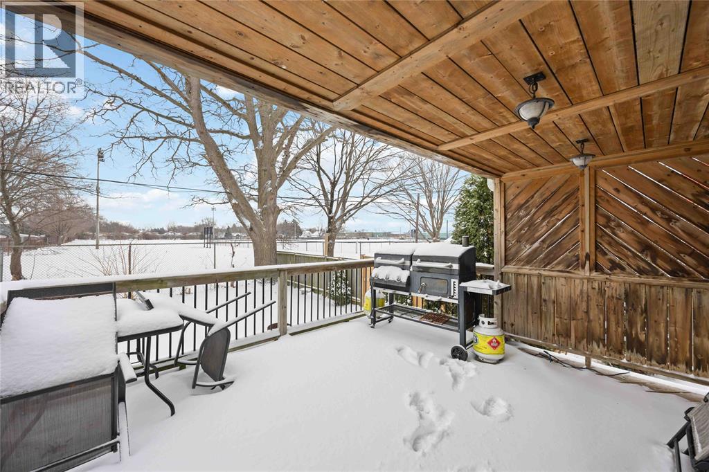 240 Gibson Street, Sarnia, Ontario  N7T 3N2 - Photo 29 - 26001651