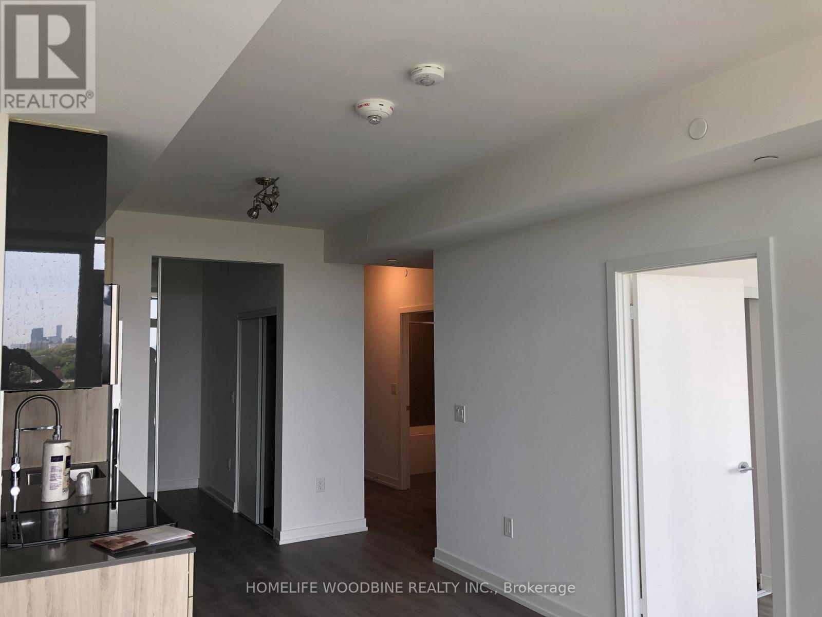 507 - 10 De Boers Drive, Toronto, Ontario  M3J 0H1 - Photo 6 - W12720454