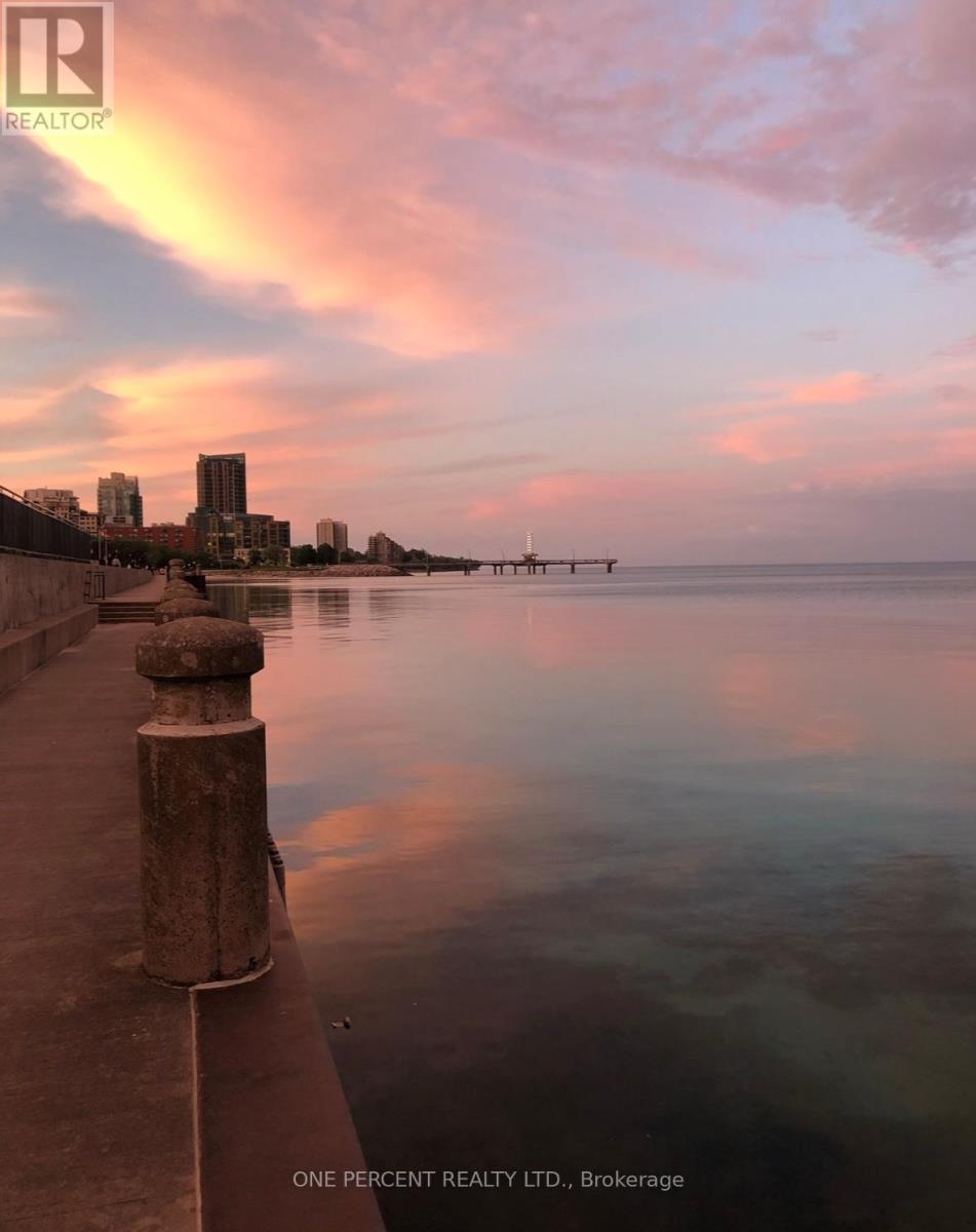 16 - 1351 Lakeshore Road, Burlington, Ontario  L7S 1B1 - Photo 6 - W12720466