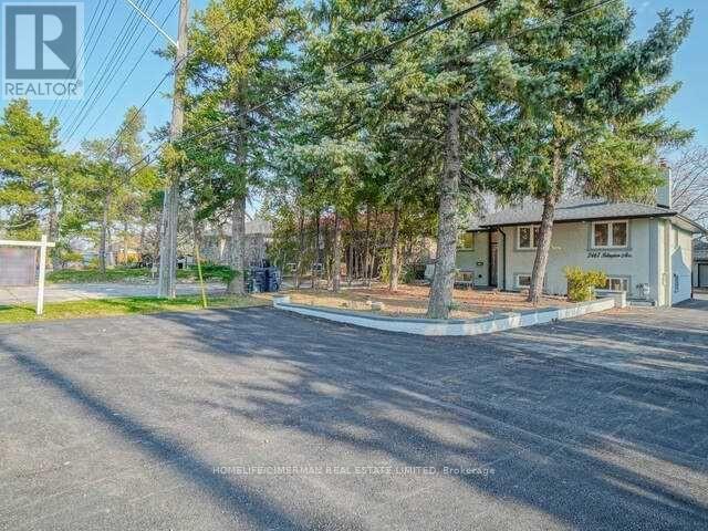 Upper - 2467 Islington Avenue, Toronto, Ontario  M9W 3X9 - Photo 2 - W12720526